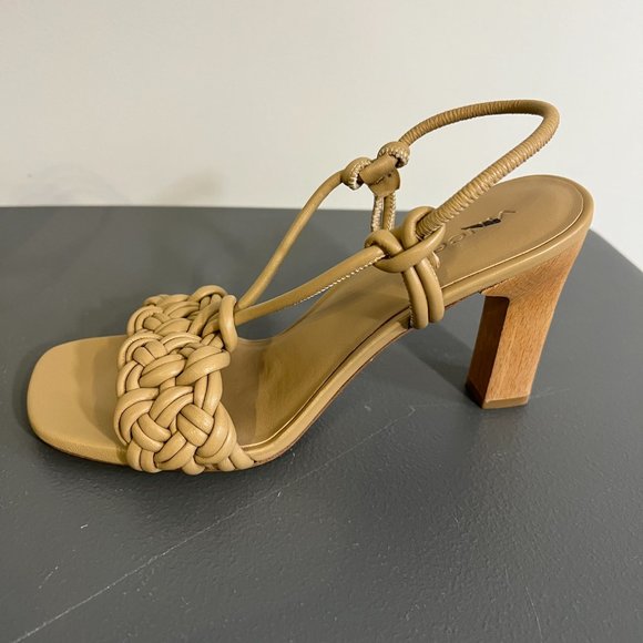 NWOT VINCE Quenelle Sandal‎ in Dune (7.5) - Picture 6 of 11